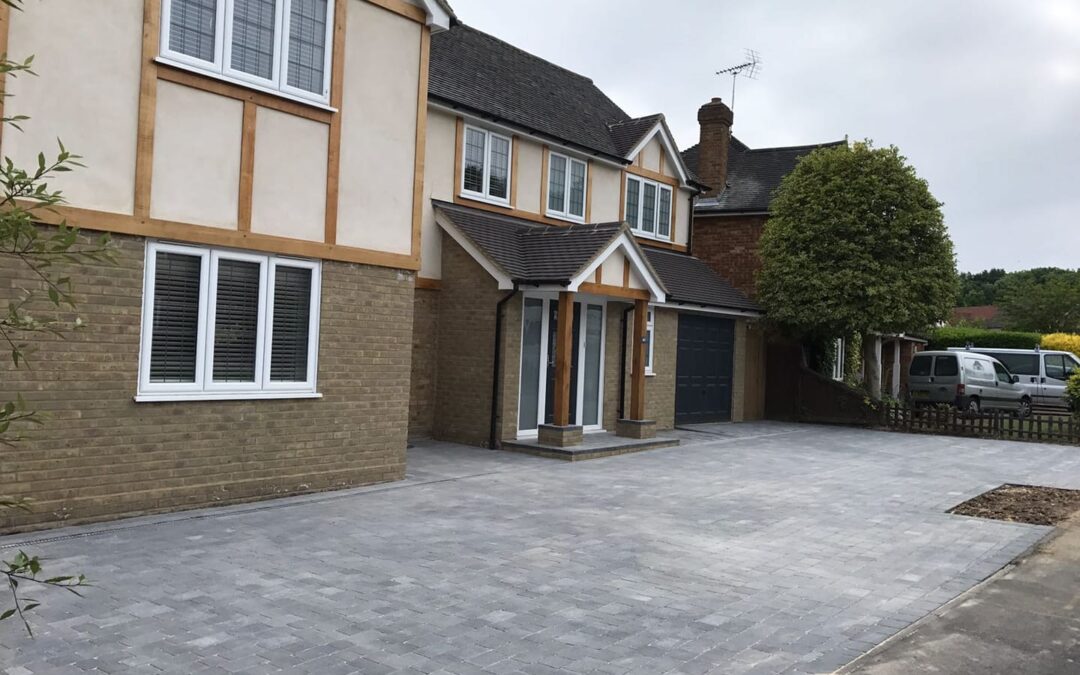 Bradstone Accredited Installers!